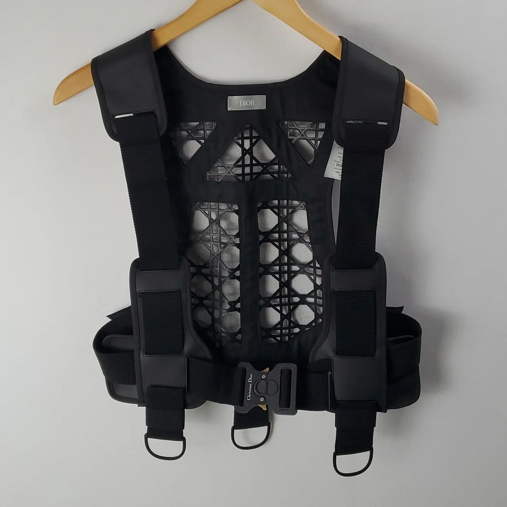 Dior Designer 2019 Black Tactical Harness Vest Sz S Luxury Streetwear - Picture 4 of 14